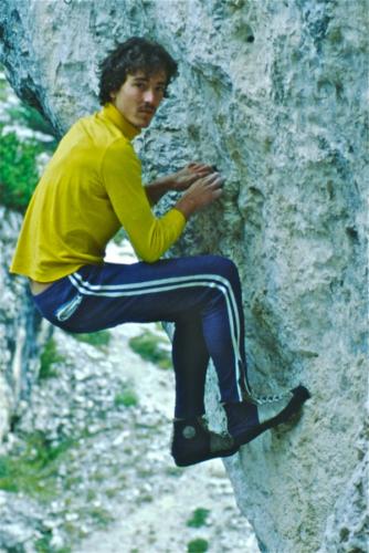 Pierluigi Bini - Bouldering sotto al Piz Ciavazes - Agosto 1979 