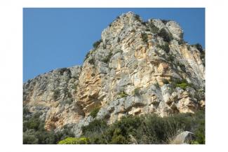 Leano: The Rock Wall